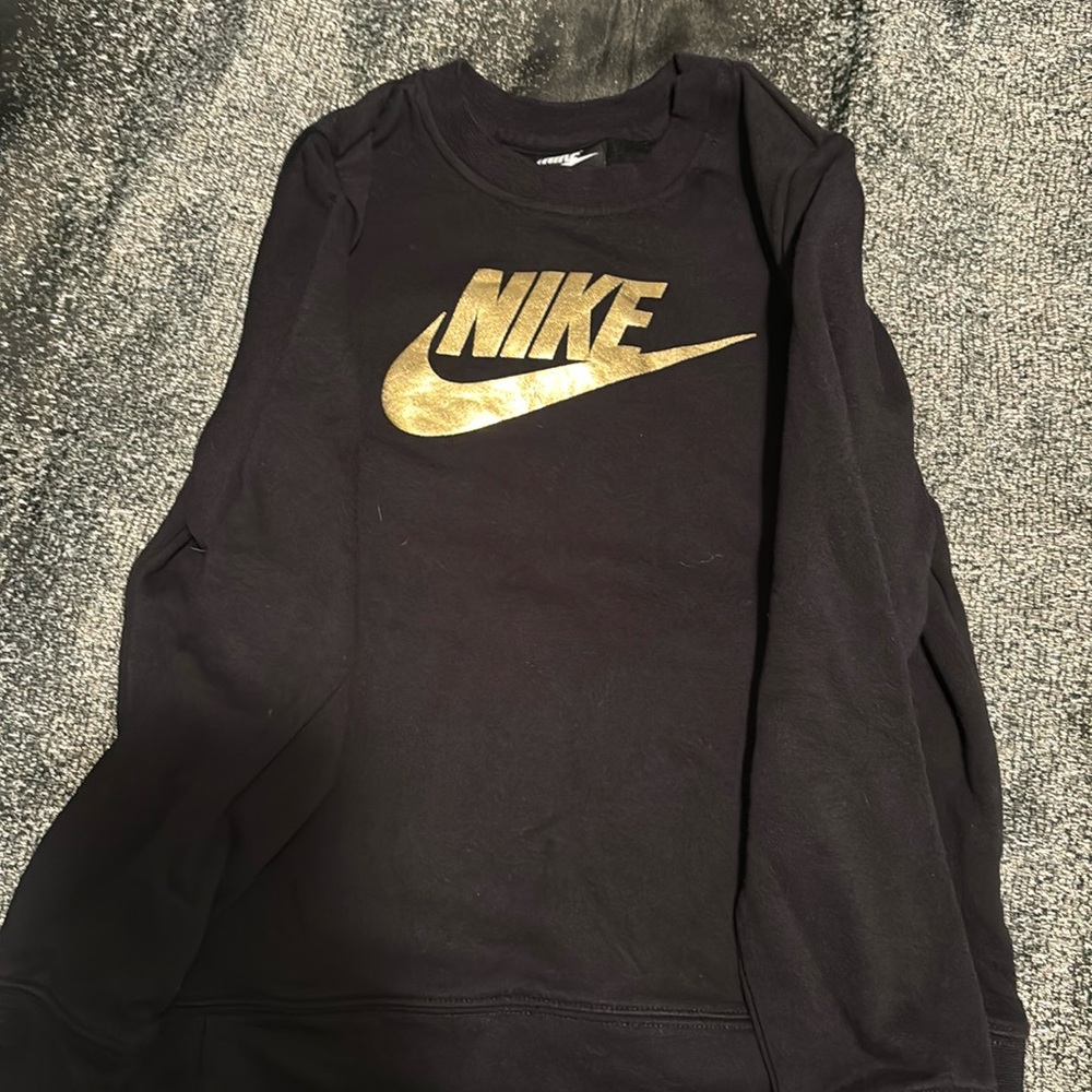 Nike sweater